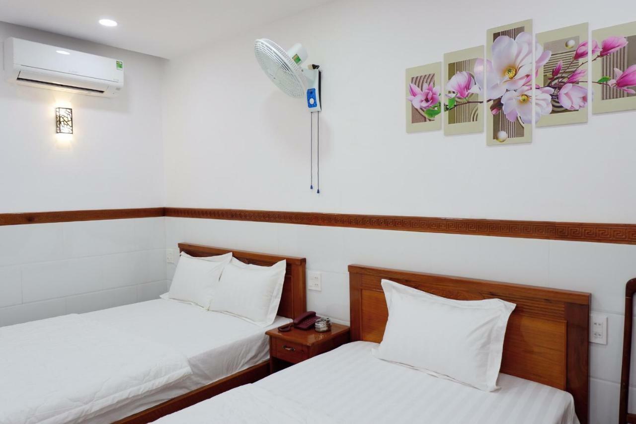 Thy Hung Legacy Hotel Туихоа Экстерьер фото