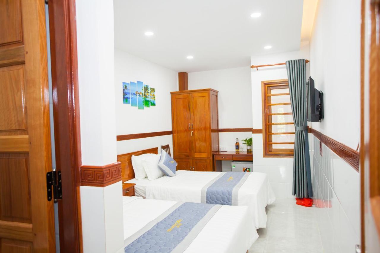 Thy Hung Legacy Hotel Туихоа Экстерьер фото