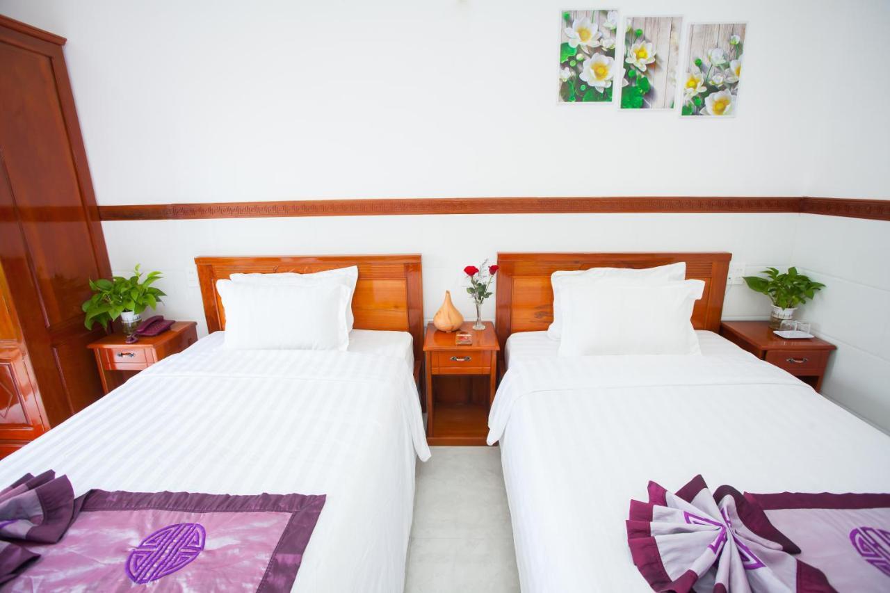 Thy Hung Legacy Hotel Туихоа Экстерьер фото