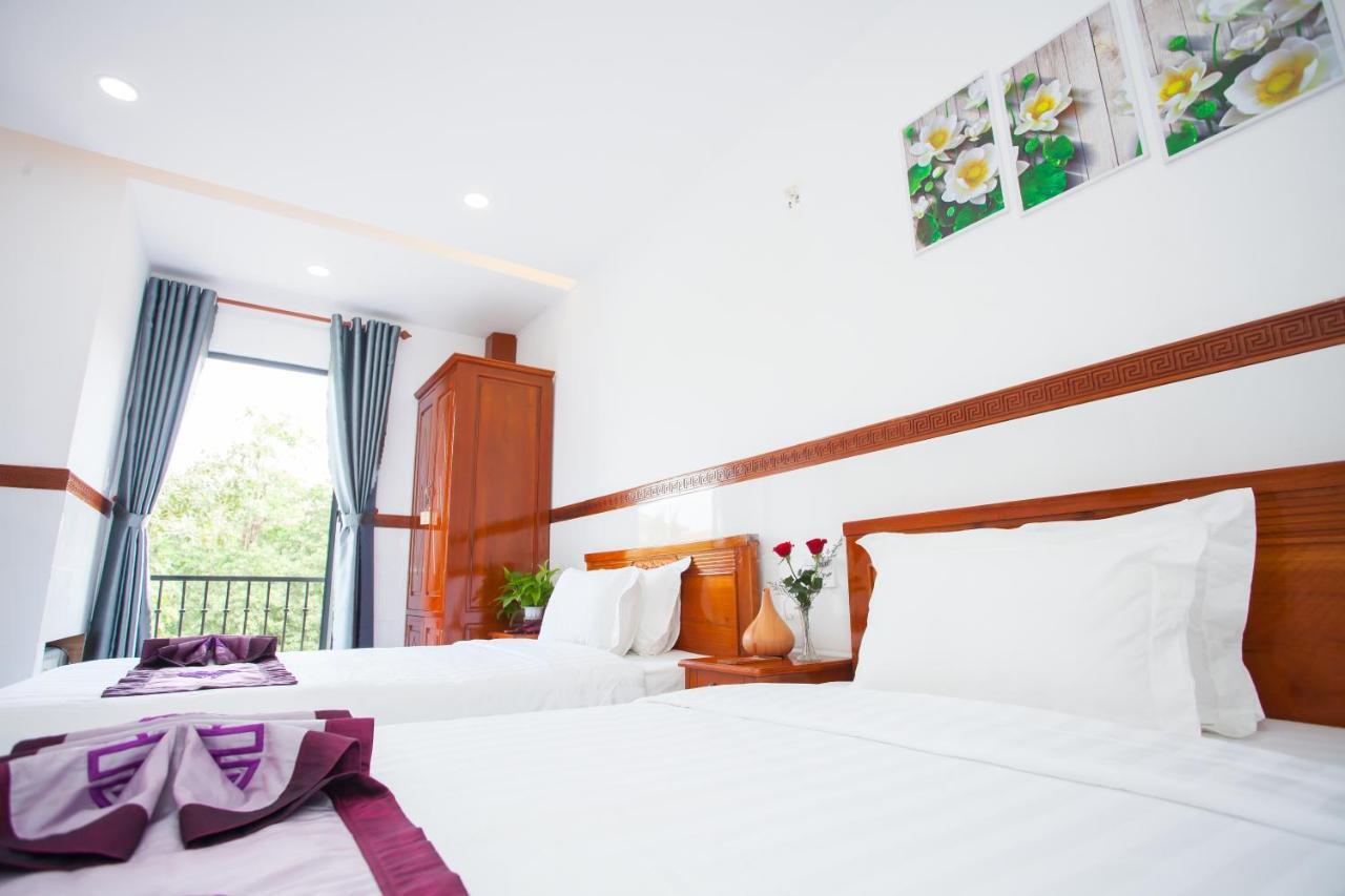 Thy Hung Legacy Hotel Туихоа Экстерьер фото