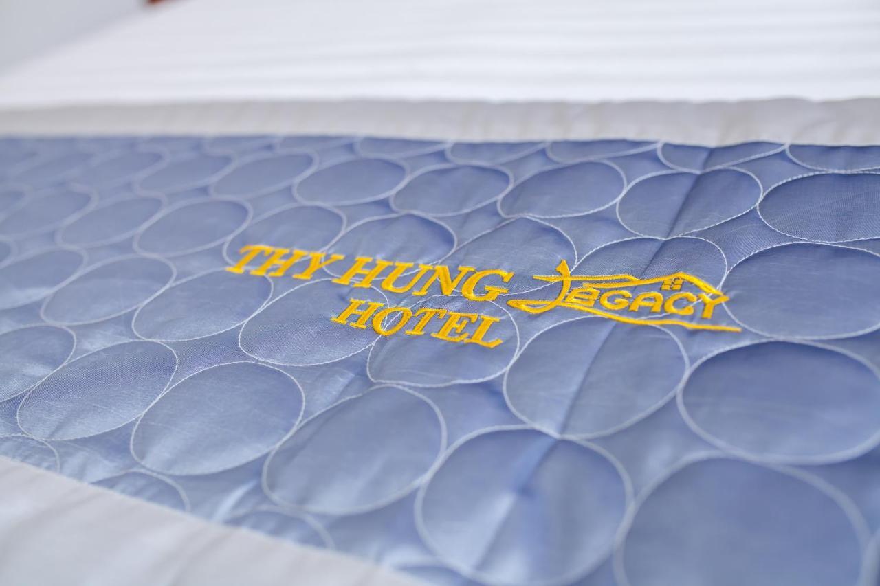Thy Hung Legacy Hotel Туихоа Экстерьер фото